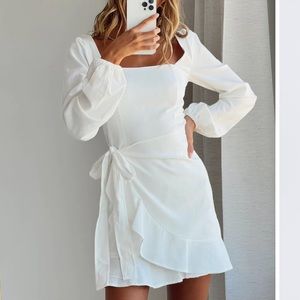 Princess Polly Villa Mini Dress in White, Size US 6. NWT